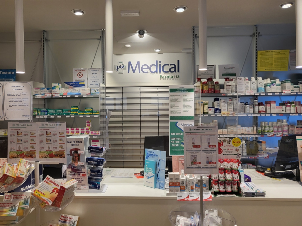 Farmacia Daho_Qui chiedete info ai nostri Farmacisti 2